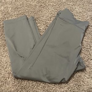 Under Armour Capri leggings gray medium